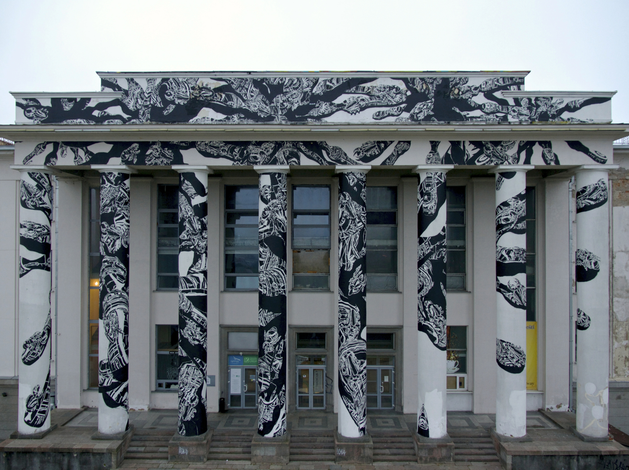 „Vilnius Street Art” festivalyje savo kūrinius jau baigė menininkai M-City ir Tank Petrol (foto)