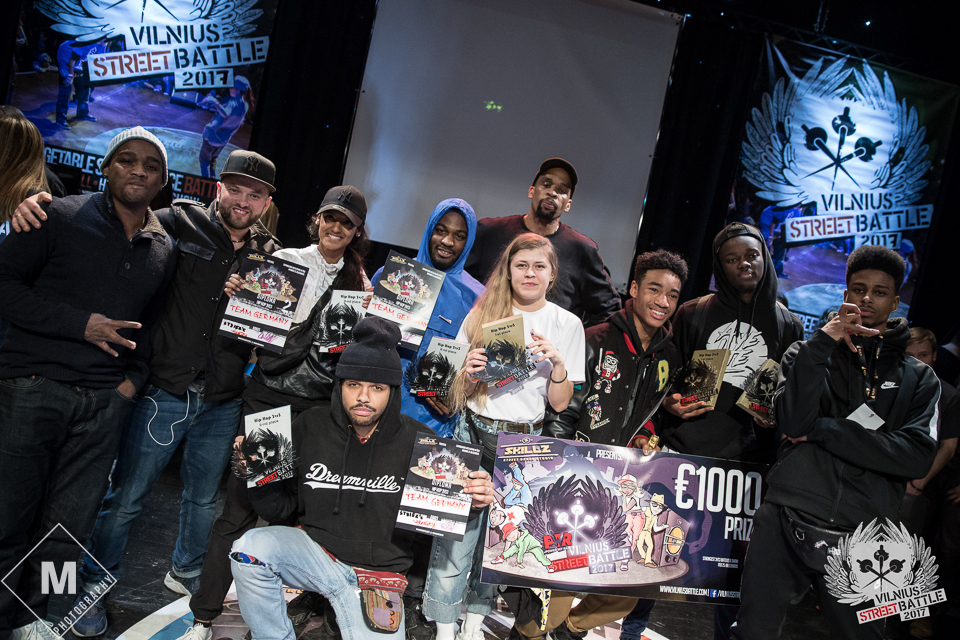 Intriguojančiose šokių kovose lietuviai sėkmingai skynėsi pergales [Vilnius Street Battle 2017]